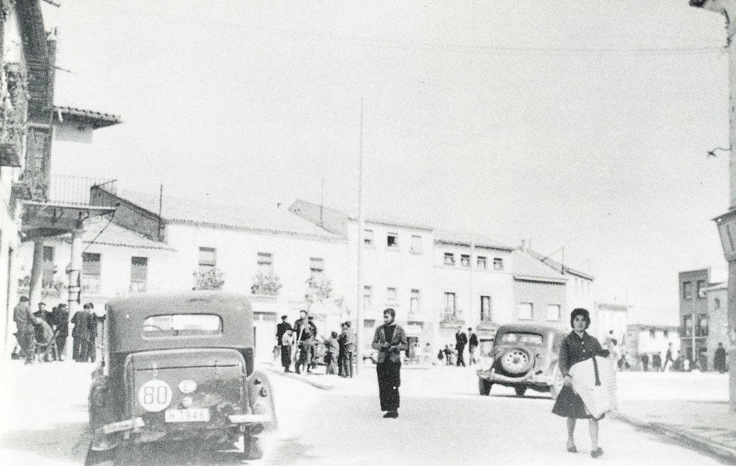 La plaza desde la calle Matadero Viejo